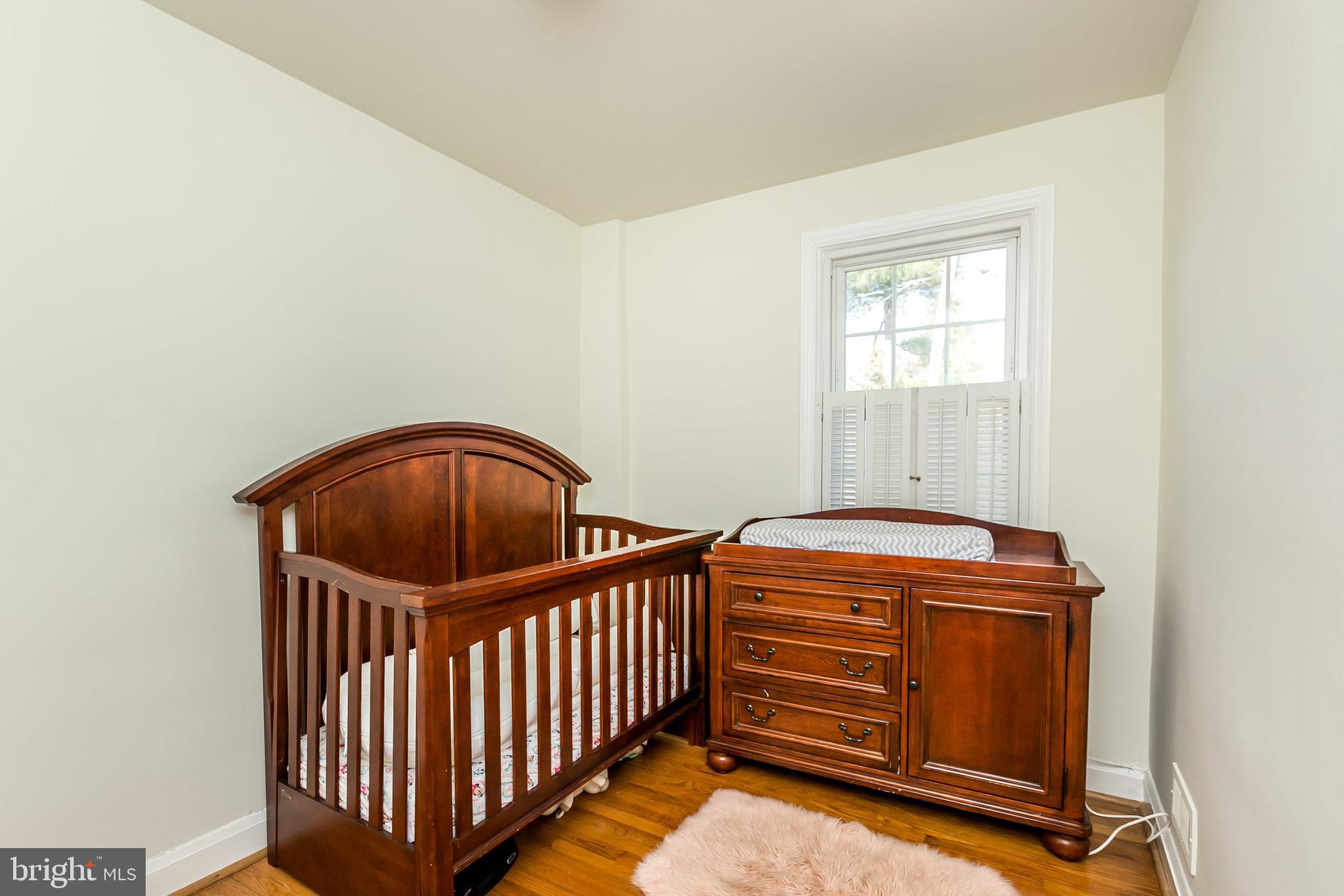 146 Dumbarton Road Baltimore, MD 21212 - Photo 19 of 32 Bedroom 2