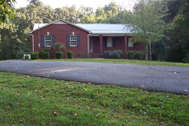 153 Duggin Road McMinnville, TN 37110 - Photo 1 of 30 Gallery Image 1