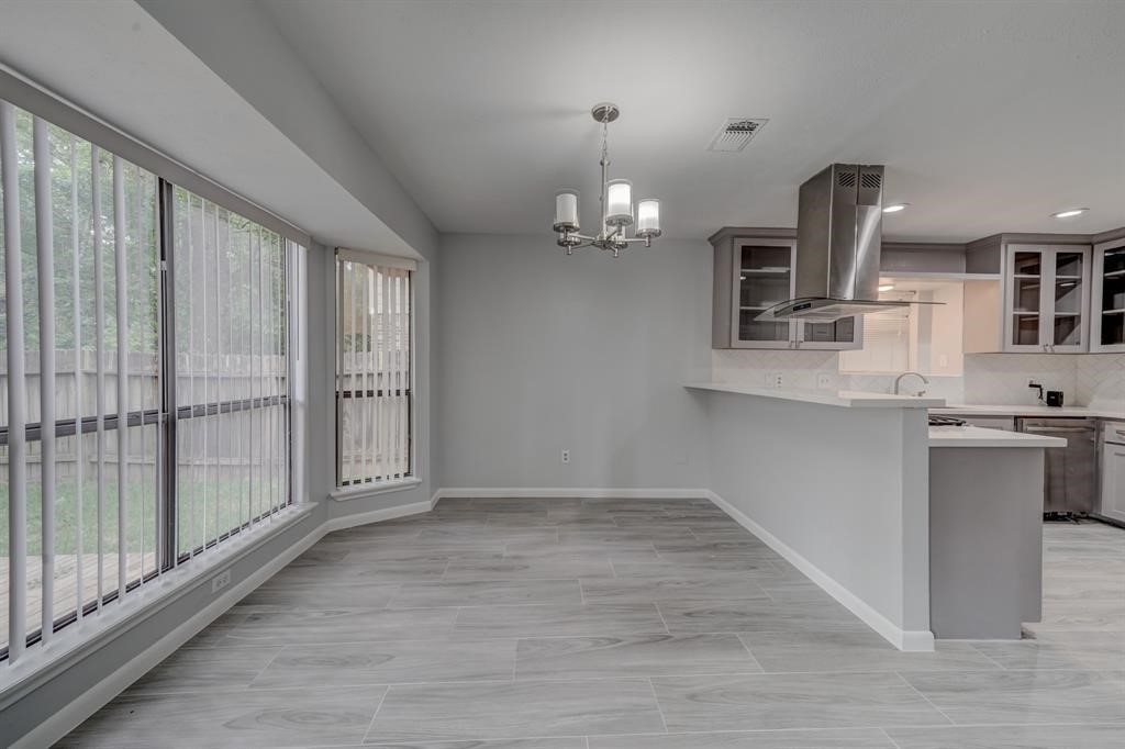 78 Brookflower Road The Woodlands, TX 77380 - Photo 4 of 21