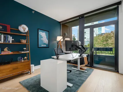 $885,000 | 600 North Kingsbury Street, Unit 309, Chicago, IL 60654
