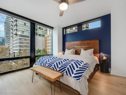 $885,000 | 600 North Kingsbury Street, Unit 309, Chicago, IL 60654