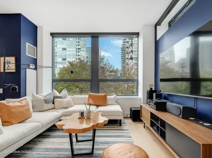 $885,000 | 600 North Kingsbury Street, Unit 309, Chicago, IL 60654