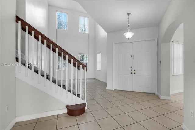 a view of entryway and hall