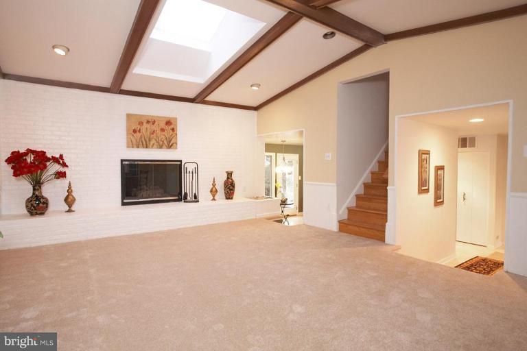 13003 Layhill Road Silver Spring, MD 20906 - Photo 21 of 30 Family Room