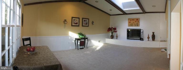 13003 Layhill Road Silver Spring, MD 20906 - Photo 5 of 30 Family Room