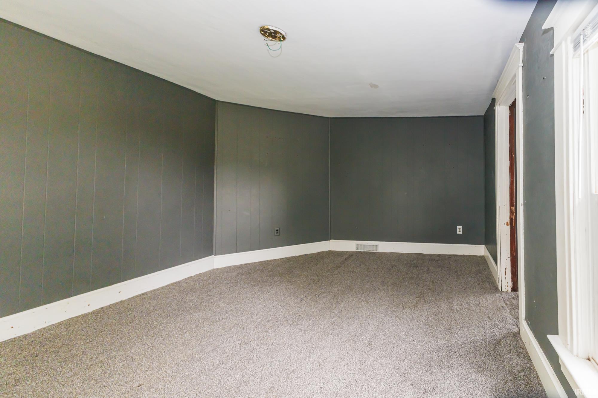 10913 Monroeville Road Fort Wayne, IN 46816 - Photo 29 of 36