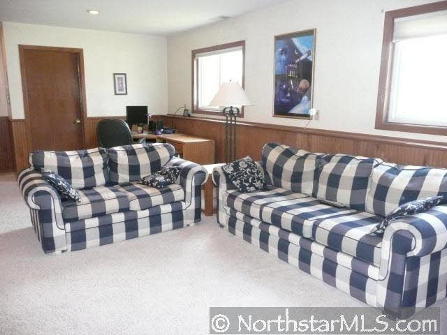 980 Kettle Creek Road Eagan, MN 55123 - Photo 8 of 10 Gallery Image 8