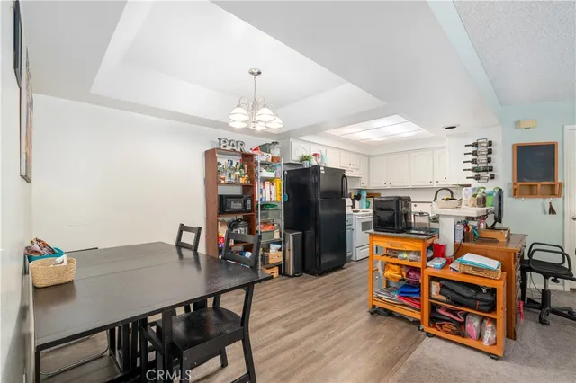 $458,000 | 49 Town And Country Road, Pomona, CA 91766