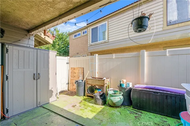 $458,000 | 49 Town And Country Road, Pomona, CA 91766