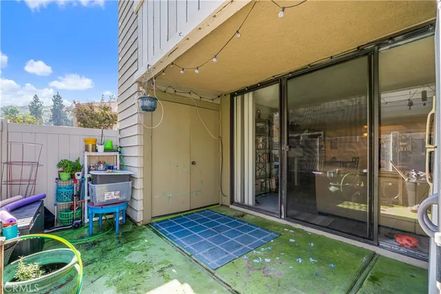 $458,000 | 49 Town And Country Road, Pomona, CA 91766