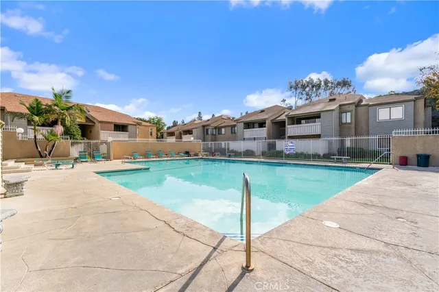 $458,000 | 49 Town And Country Road, Pomona, CA 91766