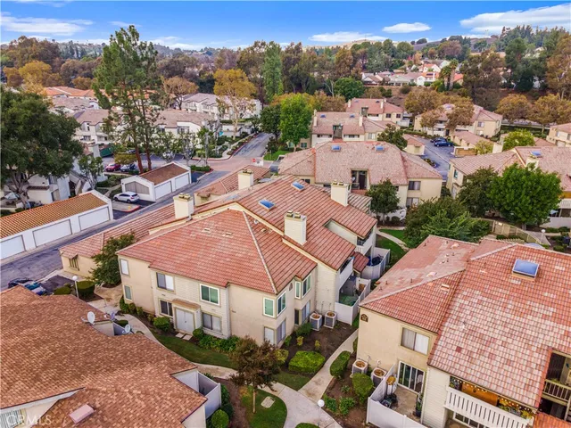 $458,000 | 49 Town And Country Road, Pomona, CA 91766