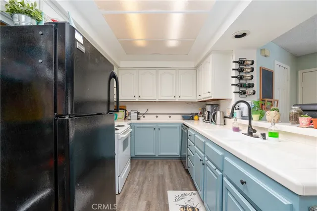 $458,000 | 49 Town And Country Road, Pomona, CA 91766