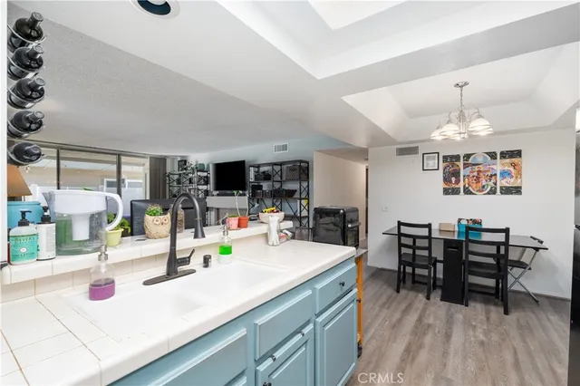 $458,000 | 49 Town And Country Road, Pomona, CA 91766