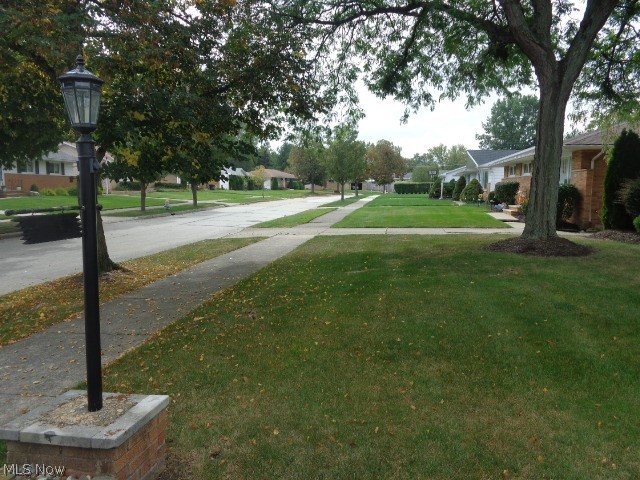 6530 Hamden Road Parma Heights, OH 44130 - Photo 27 of 28 Street View