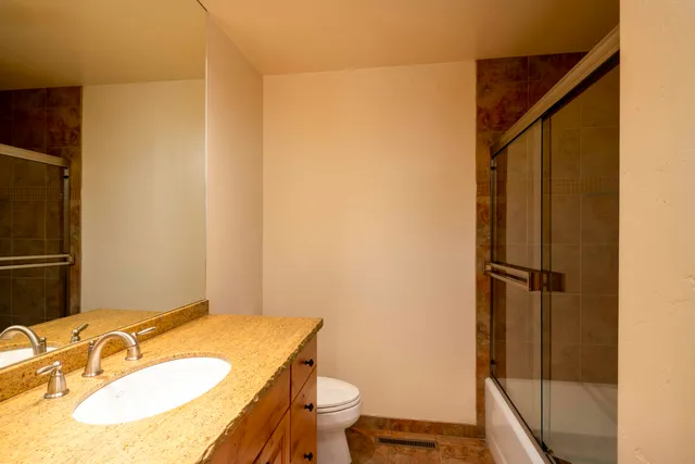 $1,149,000 | 609 4th Avenue South, Hailey, ID 83333