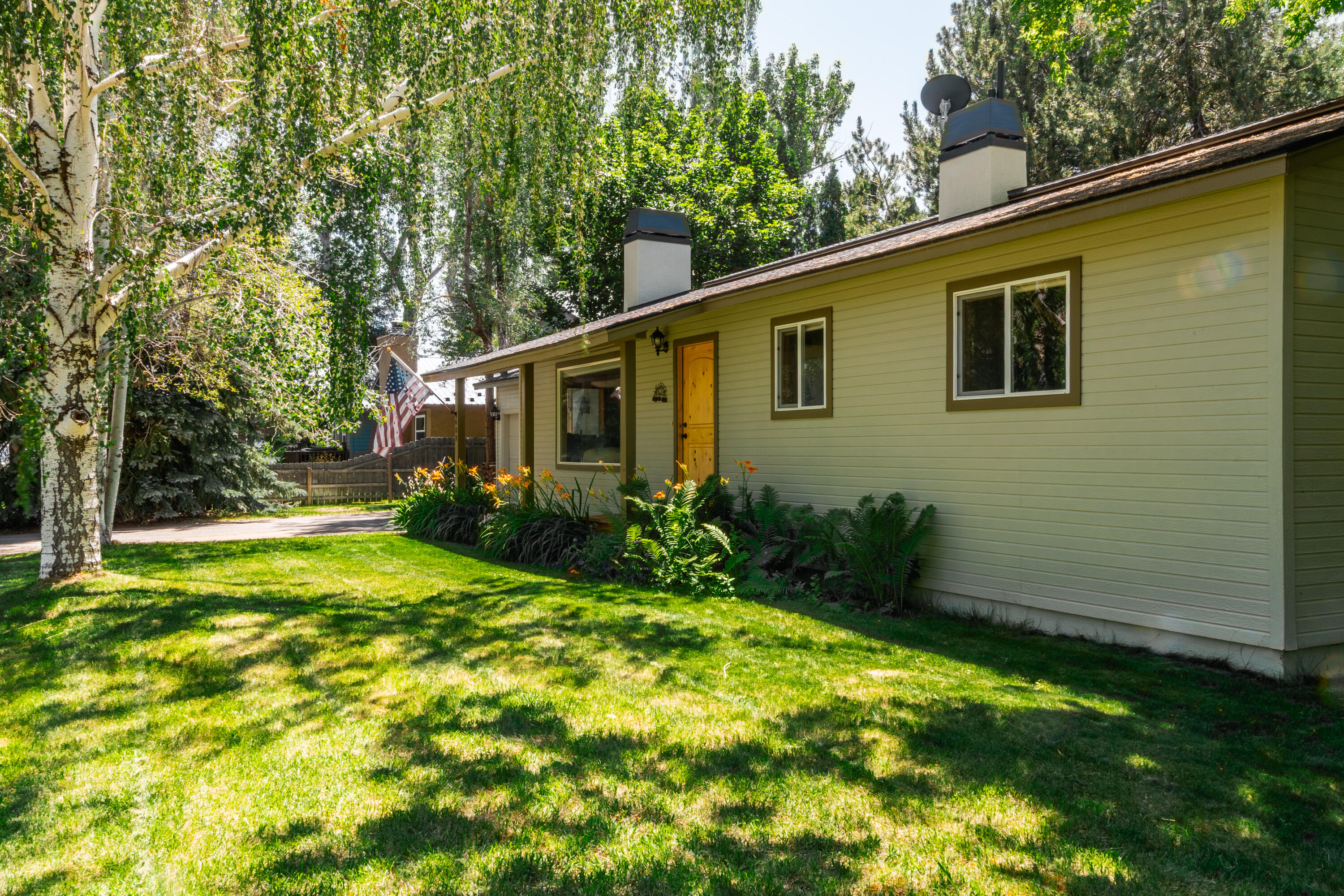 609 4th Avenue South Hailey, ID 83333 - Photo 22 of 28 Front-of-House
