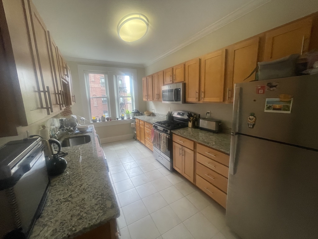 12 Short Street, Unit 5 Brookline, MA 02446 - Photo 9 of 15