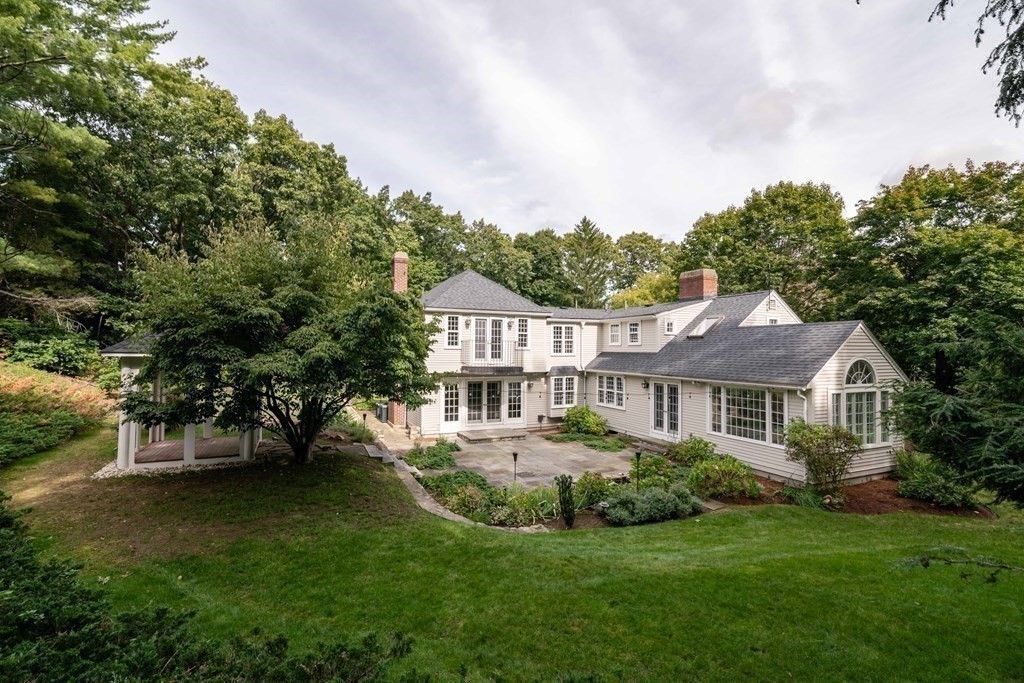 30 Arnold Road Hingham, MA 02043 - Photo 1 of 31