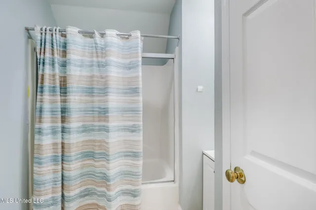 $2,150 | 395 Felicity Street, Bay St. Louis, MS 39520