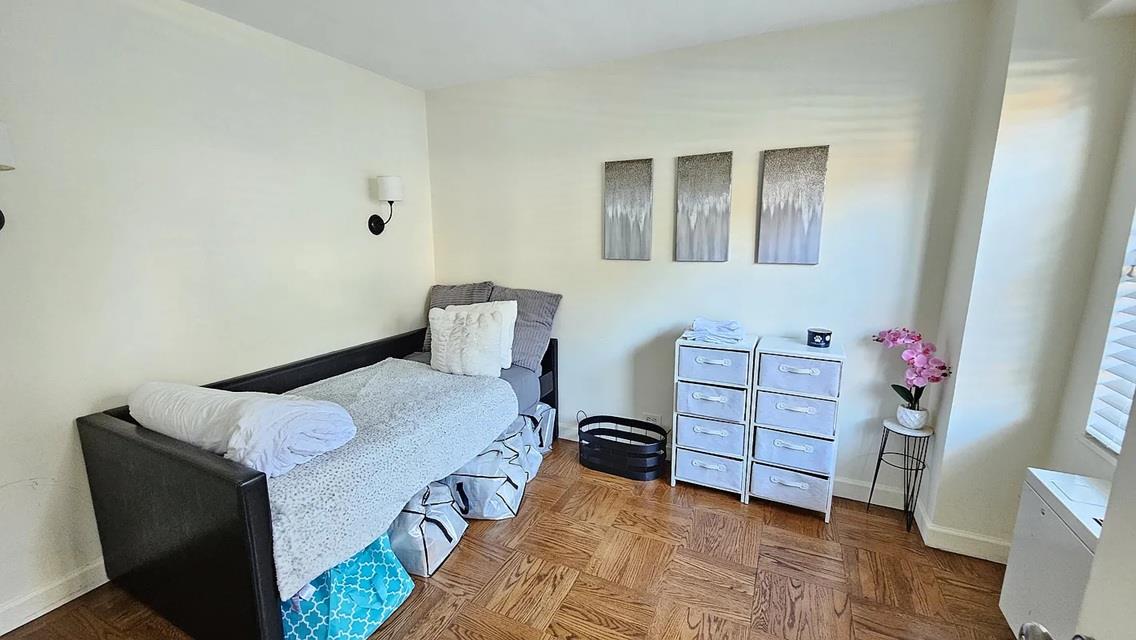 150 East 61st Street, Unit 2D Manhattan, NY 10065 - Photo 6 of 14