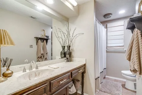 $389,990 | 1026 Hazelwood Drive, Mansfield, TX 76063