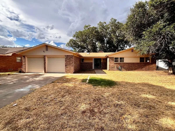 $1,950 | 5212 44th Street, Lubbock, TX 79414