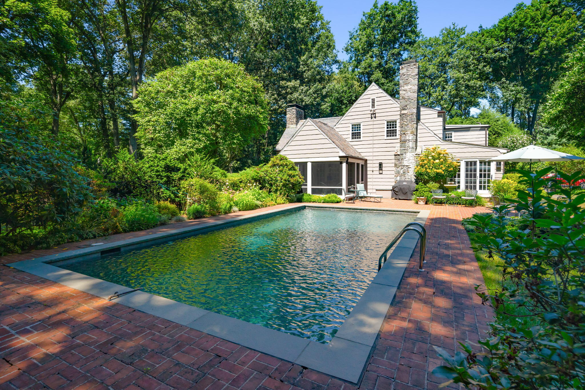 7 Point O Woods Road South Darien, CT 06820 - Photo 2 of 33 a view of a house with a yard