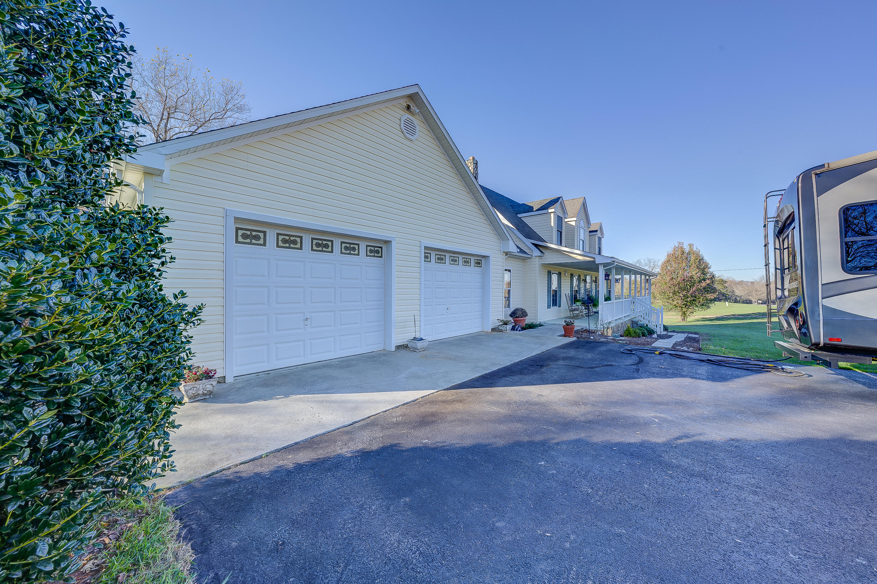 929 Farm View Road Glade Hill, VA 24092 - Photo 42 of 44 40 Attached Garage