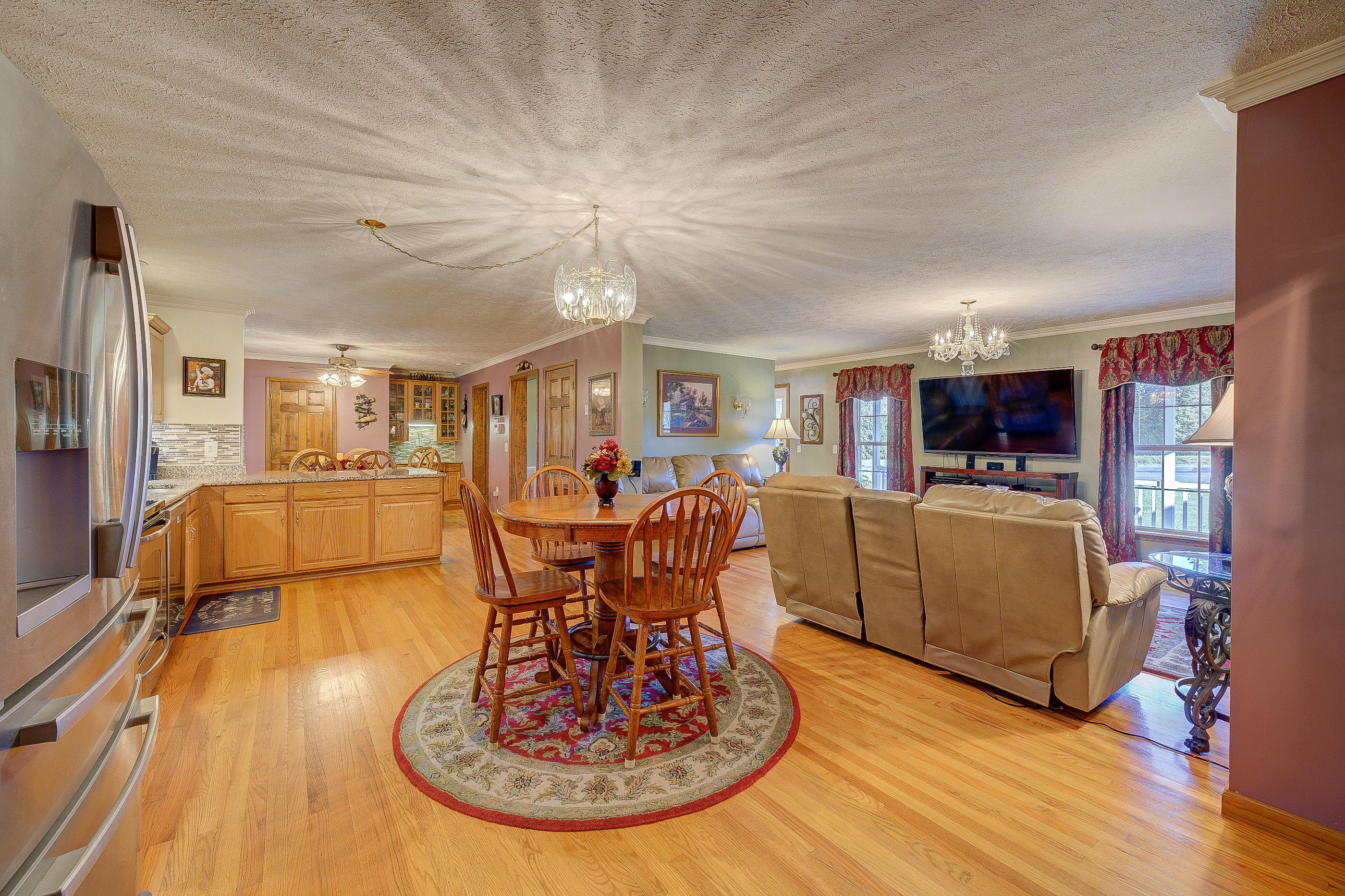 929 Farm View Road Glade Hill, VA 24092 - Photo 8 of 44 7 Dining Area