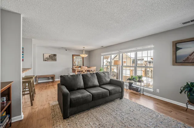 $185,000 | 6020 Chasewood Parkway, Unit 203, Minnetonka, MN 55343