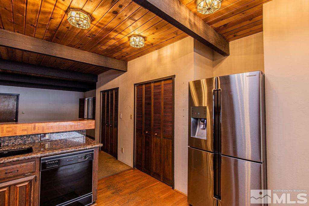 1680 Manzanita Lane Reno, NV 89509 - Photo 9 of 38 Photo 9