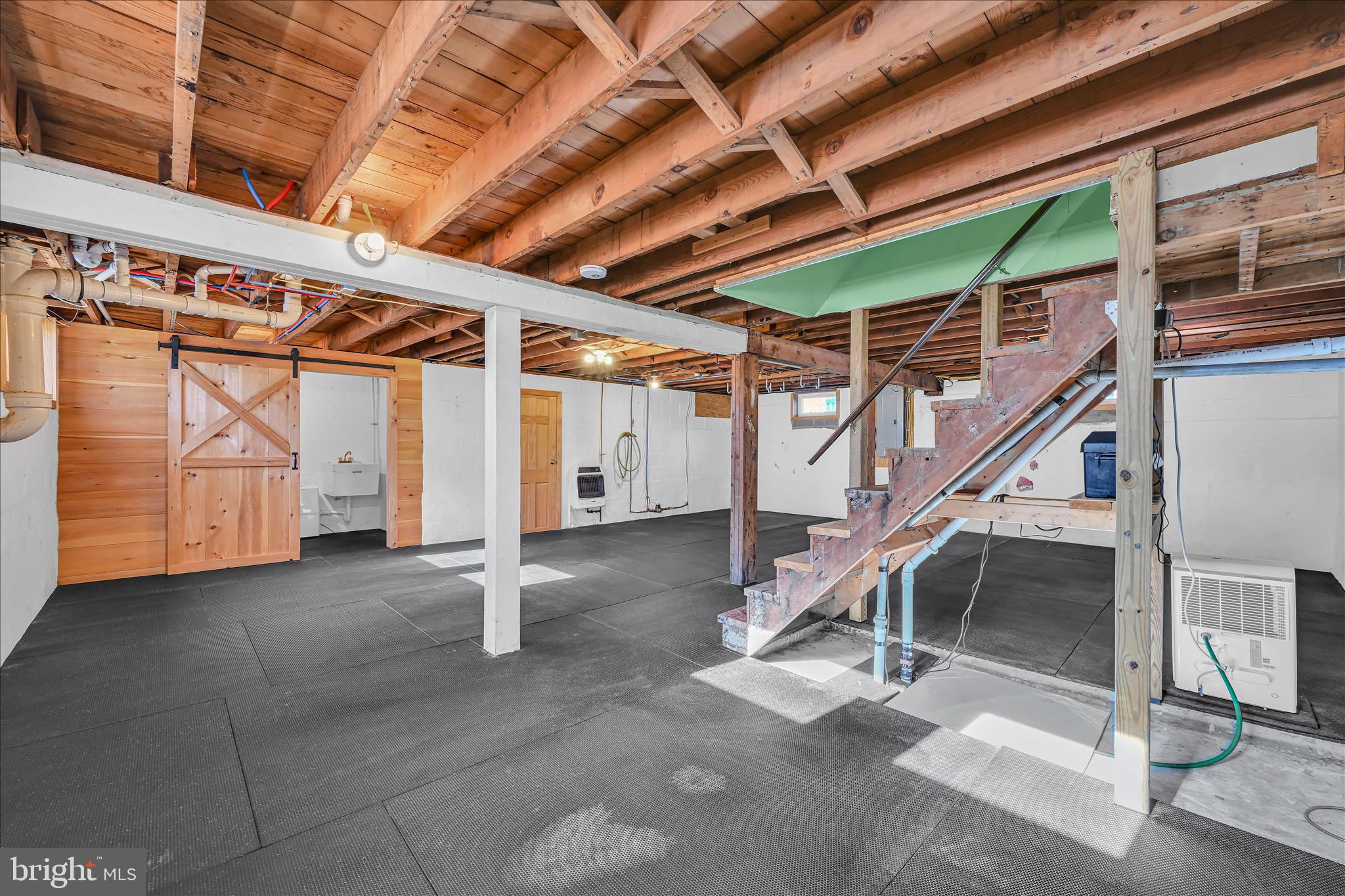 211 Noble Street Lititz, PA 17543 - Photo 17 of 27 Heated with Gym Mat Floor