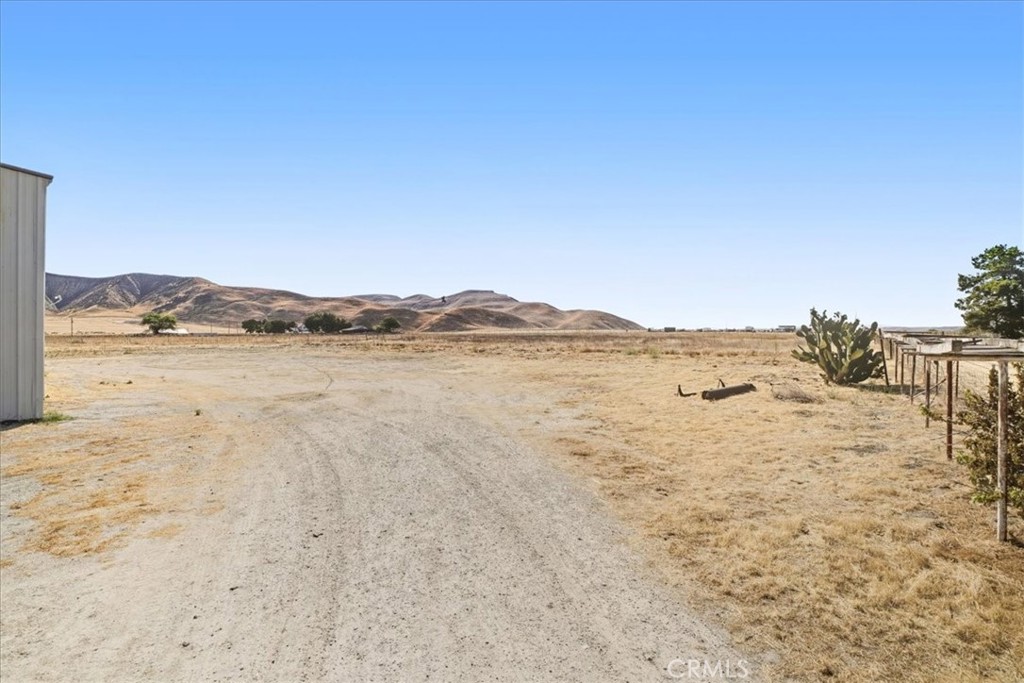 485 South 8th Street Shandon, CA 93461 - Photo 44 of 45