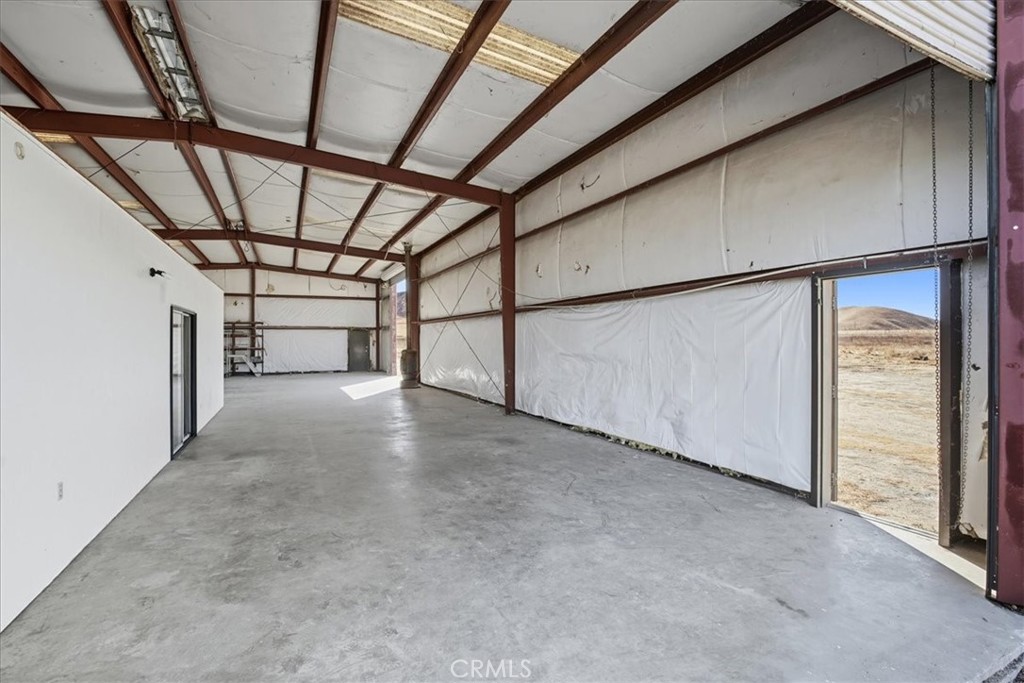 485 South 8th Street Shandon, CA 93461 - Photo 9 of 45