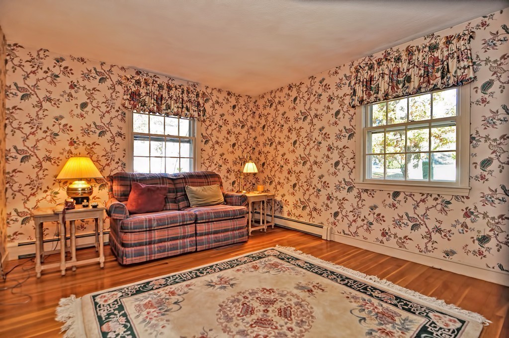 83 Thornberry Road Winchester, MA 01890 - Photo 19 of 30 Gallery Image 19