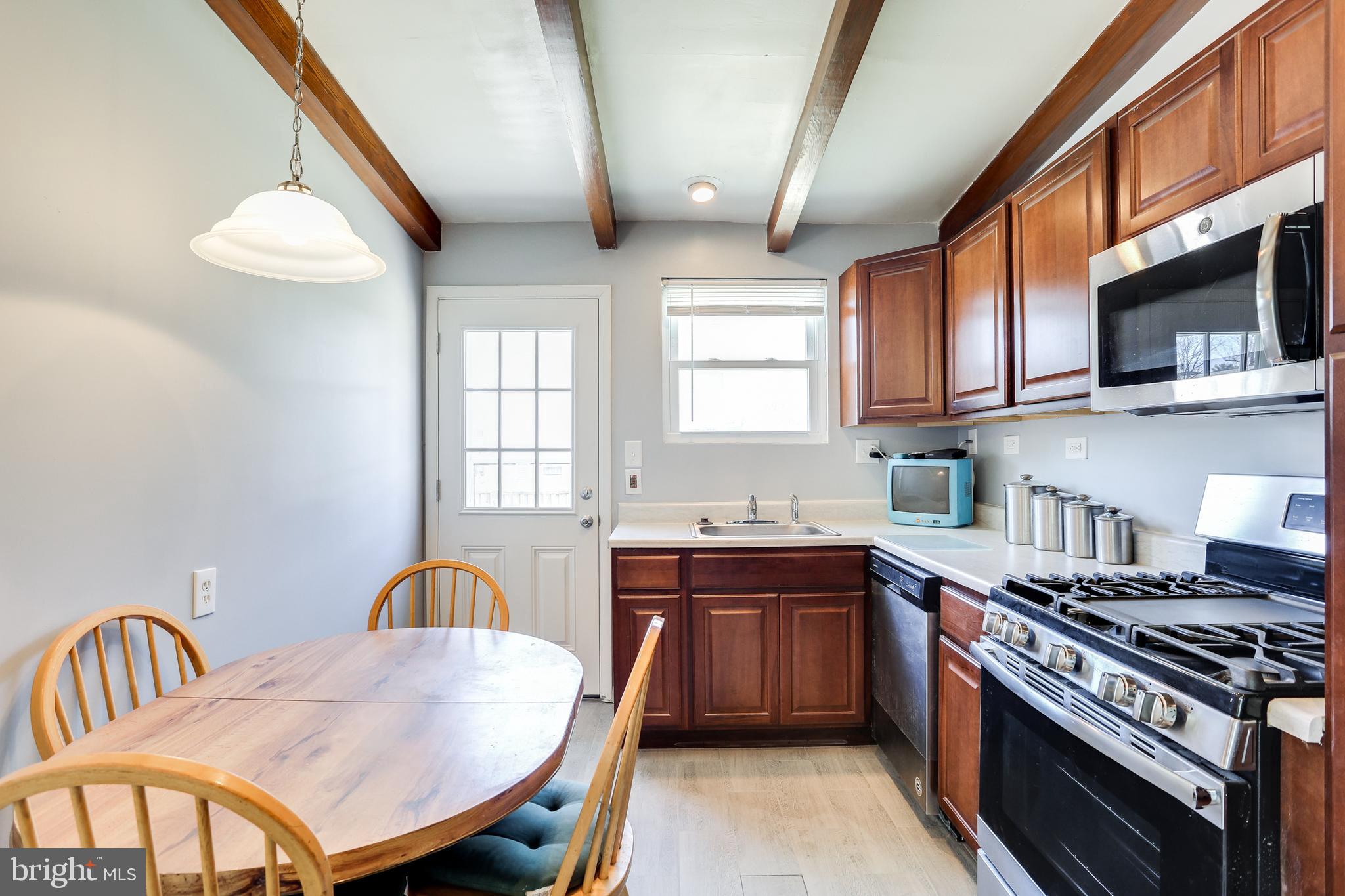4602 Old Court Road Baltimore, MD 21208 - Photo 10 of 24 Kitchen view
