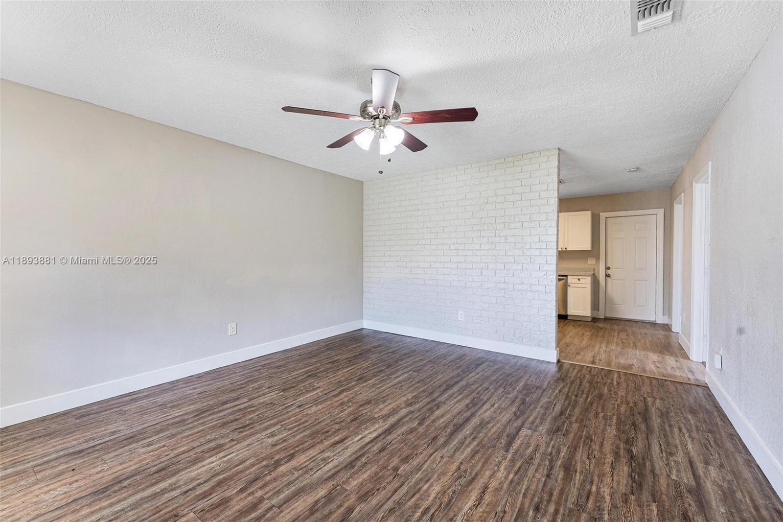 22123 Southwest 62nd Court Boca Raton, FL 33428 - Photo 14 of 24
