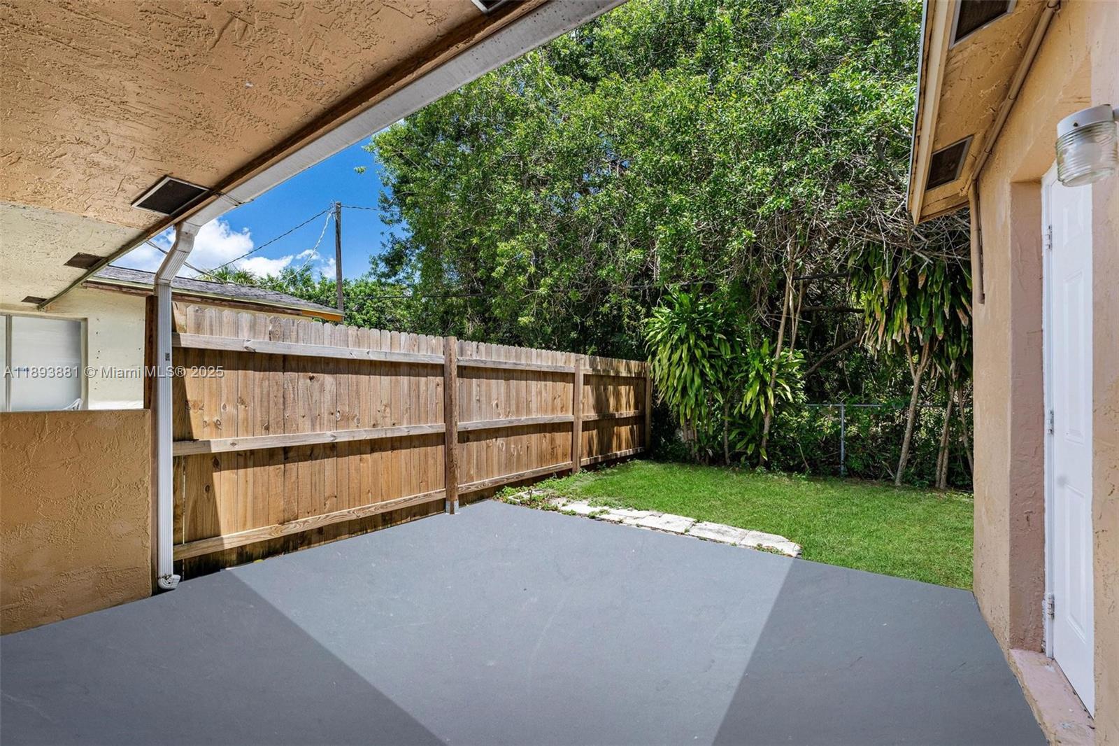 22123 Southwest 62nd Court Boca Raton, FL 33428 - Photo 21 of 24
