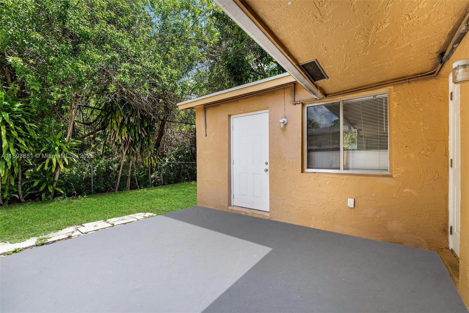 22123 Southwest 62nd Court Boca Raton, FL 33428 - Photo 22 of 24