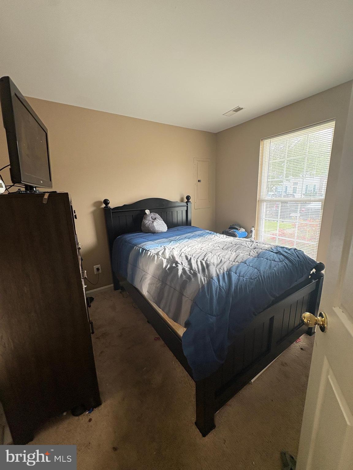 4104 Cutty Sark Road Middle River, MD 21220 - Photo 18 of 19 Main level bedroom