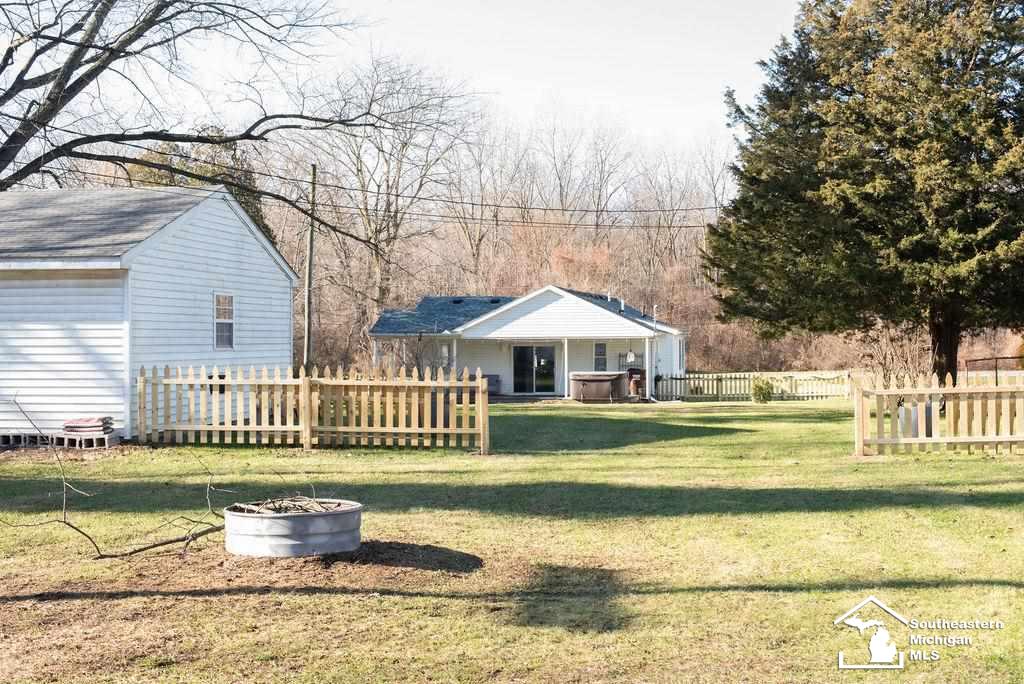 6870 Jackman Road Temperance, MI 48182 - Photo 48 of 48 50062845-47.JPG