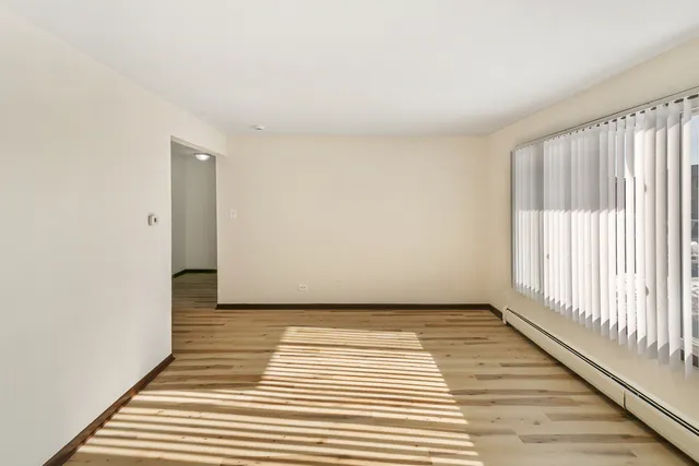 $1,650 | 2450 Terrace Avenue, Unit 1W, Lynwood, IL 60411