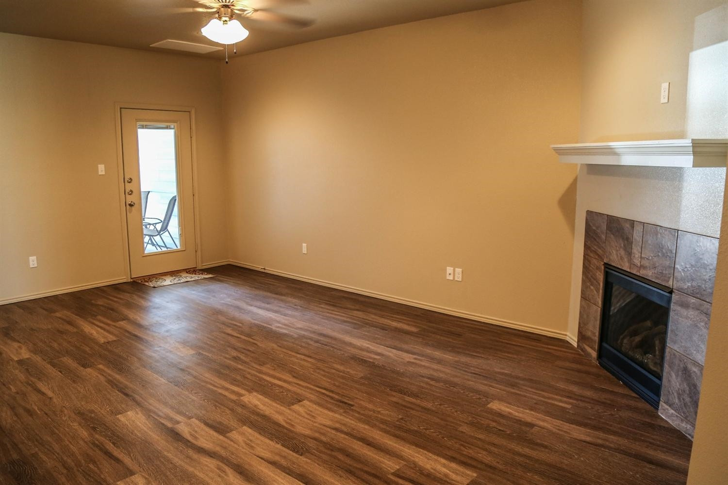 2103 10th Street Lubbock, TX 79401 - Photo 3 of 10 Photo 3