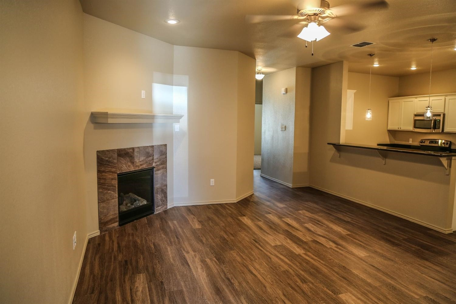 2103 10th Street Lubbock, TX 79401 - Photo 5 of 10 Photo 5