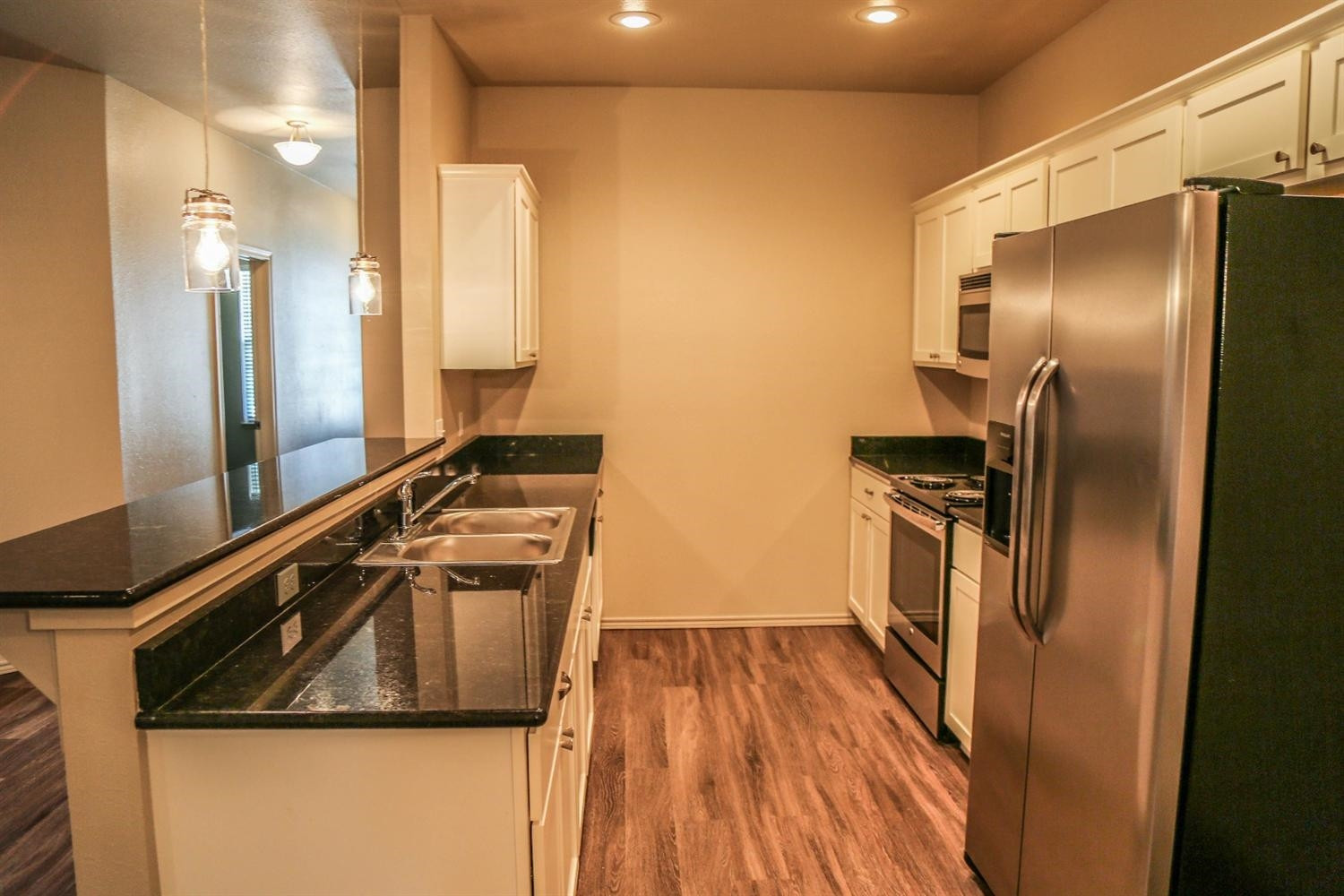 2103 10th Street Lubbock, TX 79401 - Photo 8 of 10 Photo 8