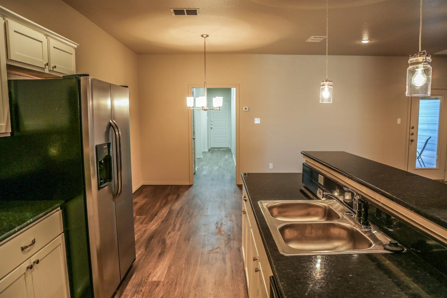2103 10th Street Lubbock, TX 79401 - Photo 9 of 10 Photo 9