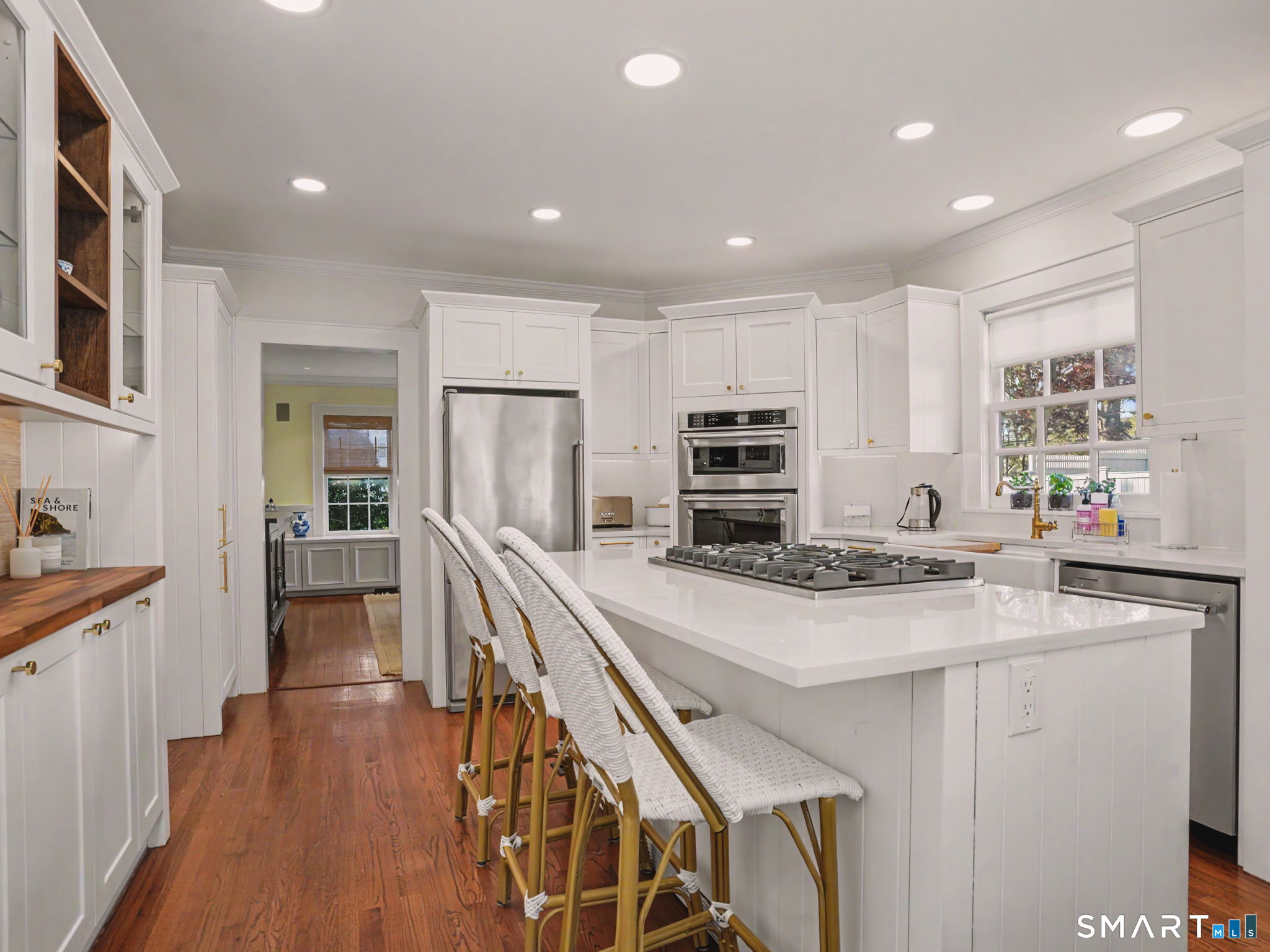 280 Mill Hill Road Fairfield, CT 06890 - Photo 6 of 35