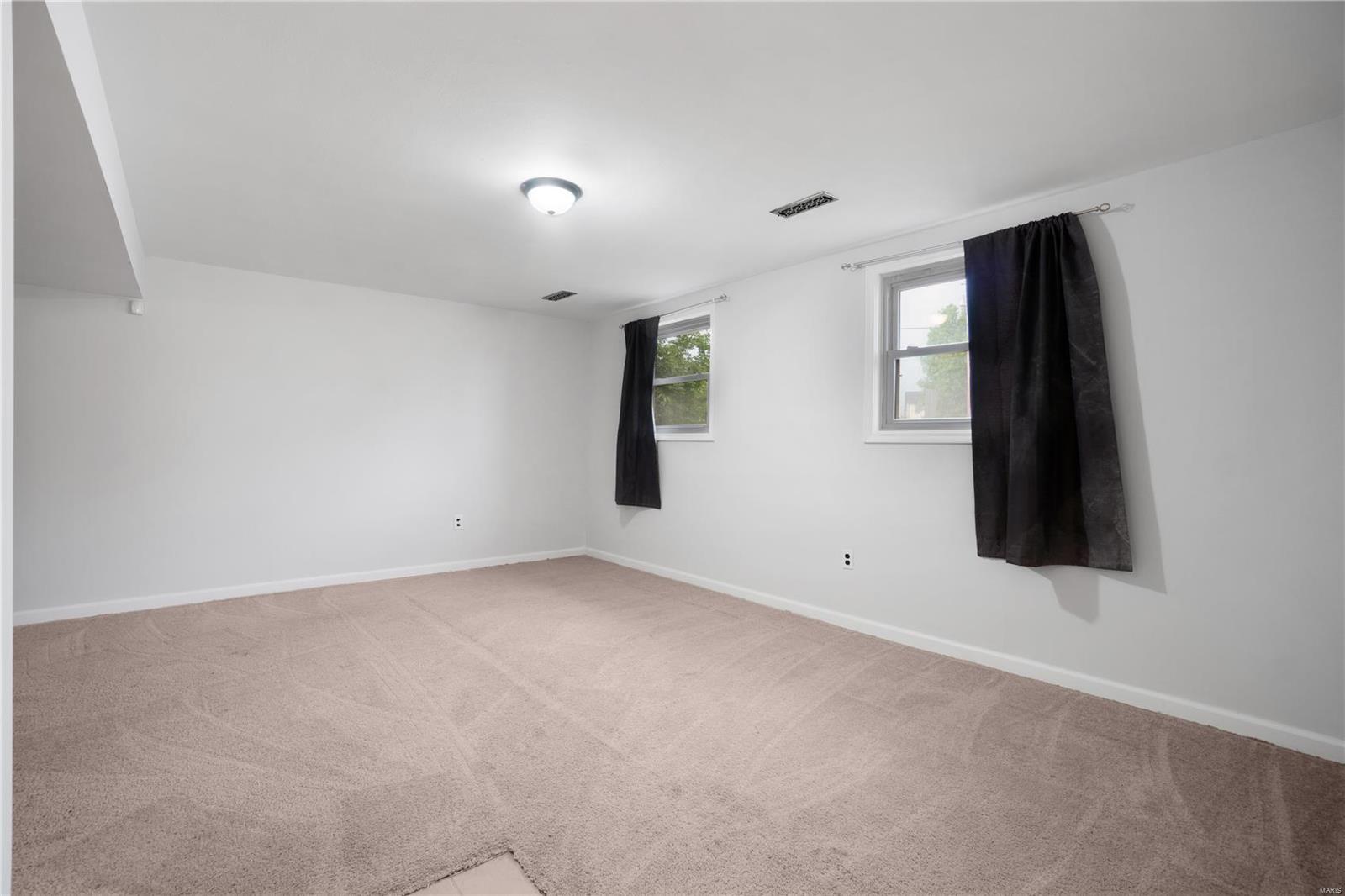 5697 Gutermuth Road St. Charles, MO 63304 - Photo 11 of 17 Gallery Image 11