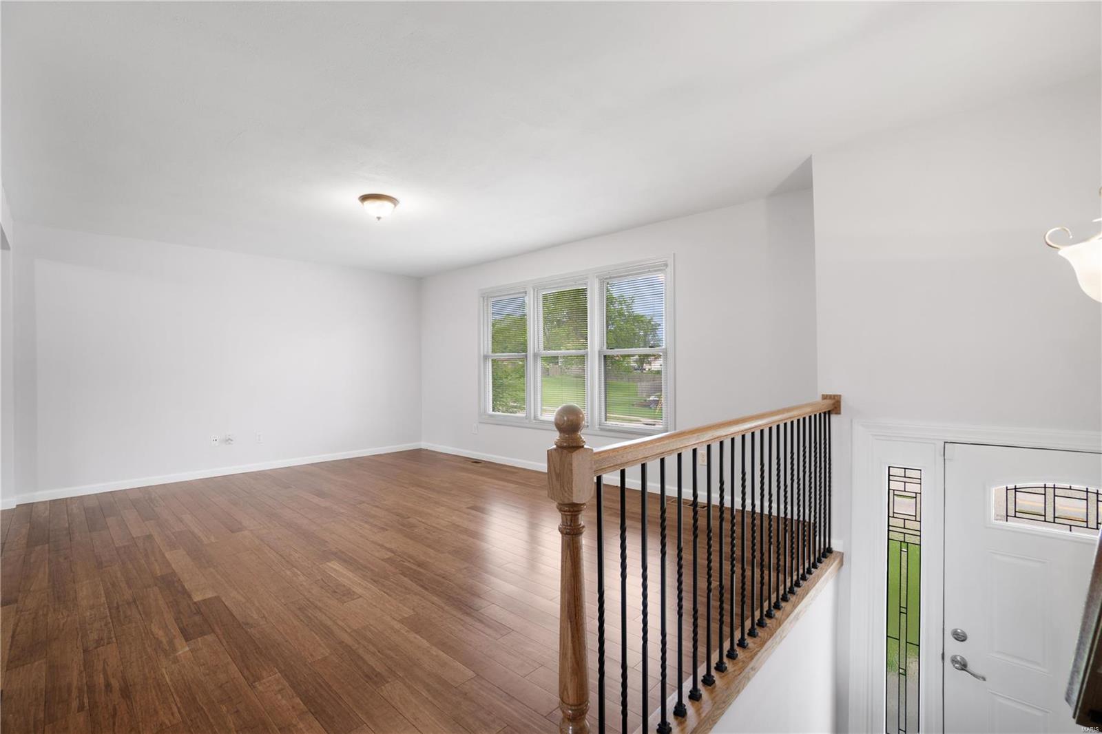 5697 Gutermuth Road St. Charles, MO 63304 - Photo 4 of 17 Gallery Image 4